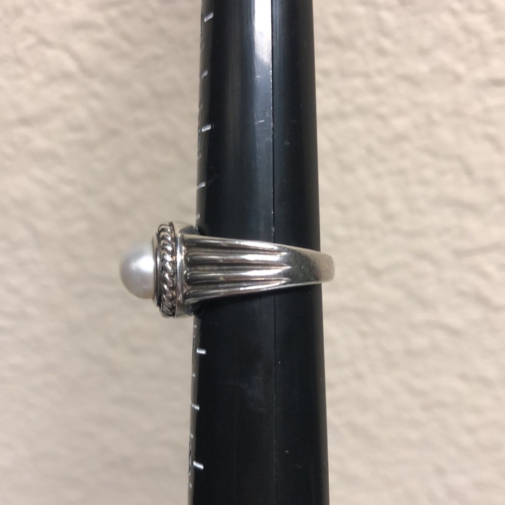 Pearl Ring - Picture 3 of 6